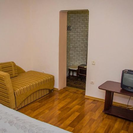 Apartment On Malaya Arnautskaya 21 オデッサ エクステリア 写真